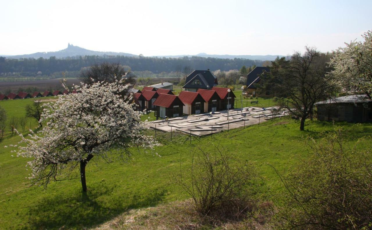 Camping V Raji - Palda Ξενοδοχείο Rovensko pod Troskami Εξωτερικό φωτογραφία